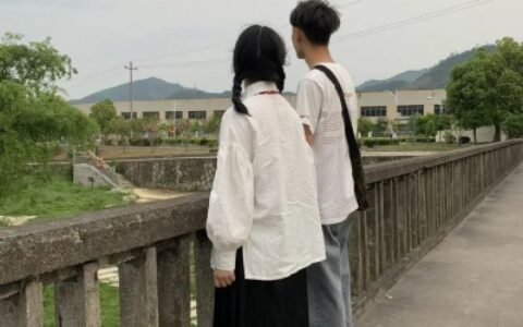 高清一左一右的2021最新款情头真人图片 2021新款情头不易撞