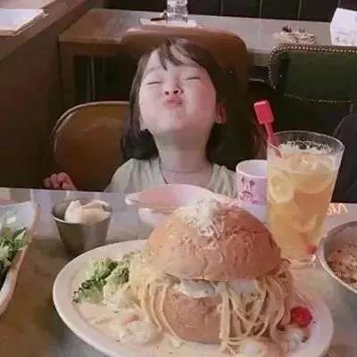 高清好看的萌娃情侣头像两张可爱图片 情头小孩子一男一女可爱