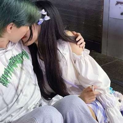 超级明显的情侣头像一对