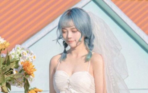 高清唯美的太空人情侣头像一左一右图片 宇航员系列情侣头像
