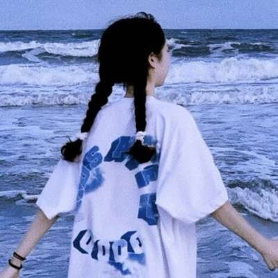 高清一左一右清新的蓝色系cp头像图片 蓝色风系情侣头像