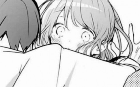 黑白漫画拥抱情头