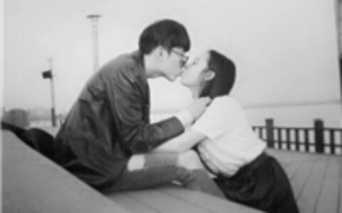 两人一张 qq头像个性情侣黑白头像