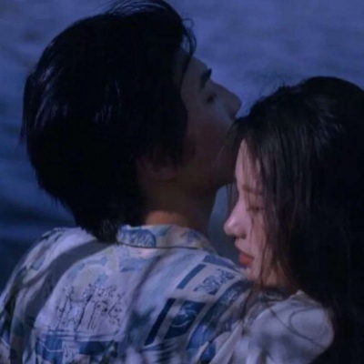 微信真人高清一男一女情头