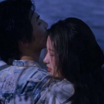 微信真人高清一男一女情头