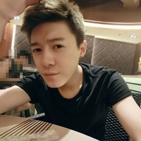 我比计划中更喜欢你 非主流个性情侣头像一人一个