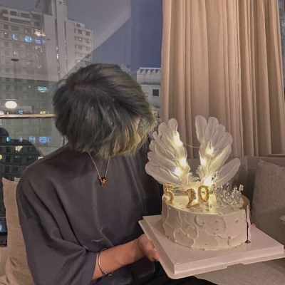 一男一女 单人两张 2021年最火头情侣头像图片