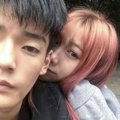情侣头像2021最火一男一女双人图片
