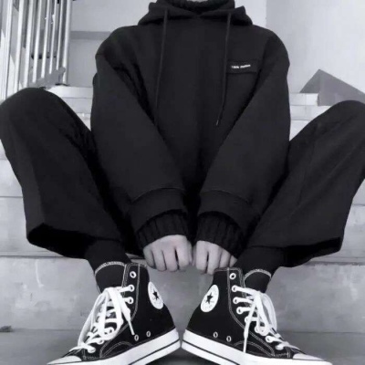 高清真人情头一对两张好看 真人情头一对二图