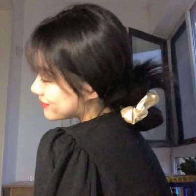 高清一男一女的情侣头像优质稍微不明显图片 情侣头像优质不明显