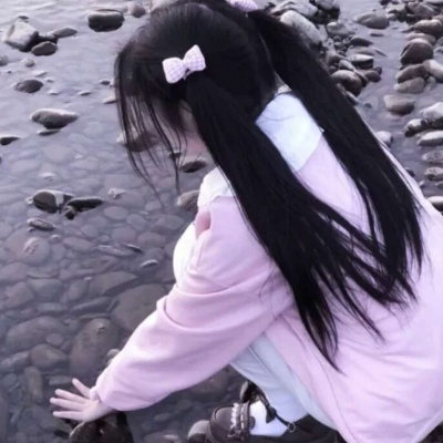 高清一男一女的情侣头像优质稍微不明显图片 情侣头像优质不明显