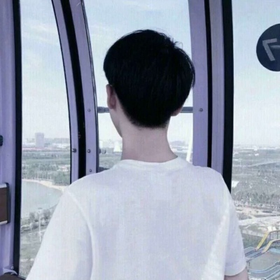 高清一男一女的情侣头像优质稍微不明显图片 情侣头像优质不明显