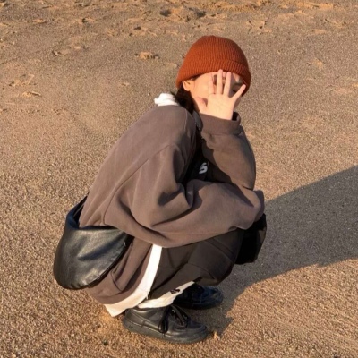 高清一男一女的情侣头像优质稍微不明显图片 情侣头像优质不明显