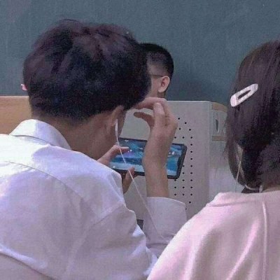 高清真人情侣头像 一男一女情头2021图片 2021最新款情头