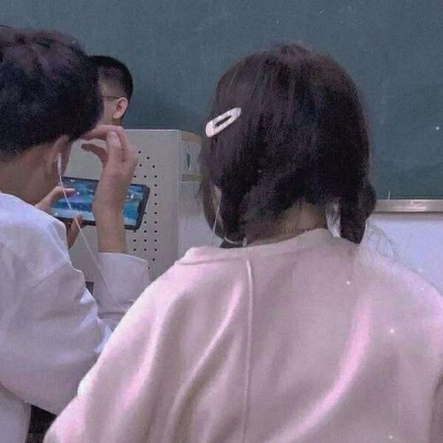 高清真人情侣头像 一男一女情头2021图片 2021最新款情头