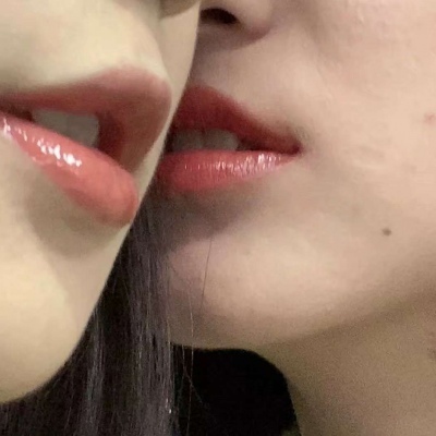 双人微信真人情头一对两张图片