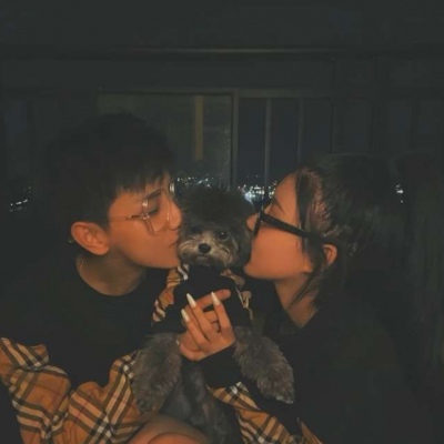 高清好看的甜蜜真人情头一对两张图片 真人情侣甜蜜情头