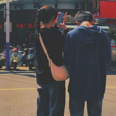 高清好看的甜蜜真人情头一对两张图片 真人情侣甜蜜情头