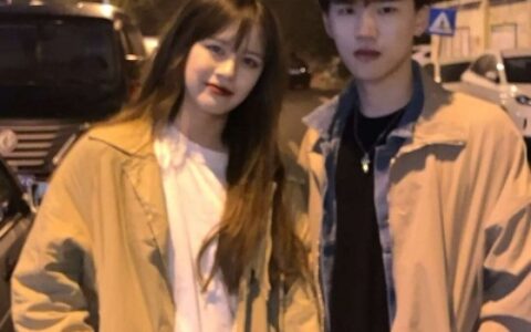 真人情侣头像高清原图一对两张图片