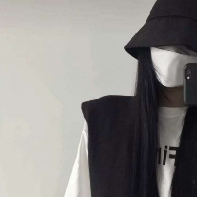 高清好看情侣头像美女帅哥一人一半图片 美女帅哥情侣头像分开