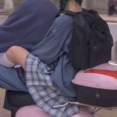 微信情头一对男女高清图片