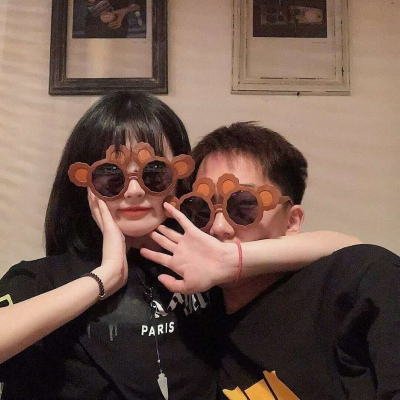 微信真人情头一人一半图片
