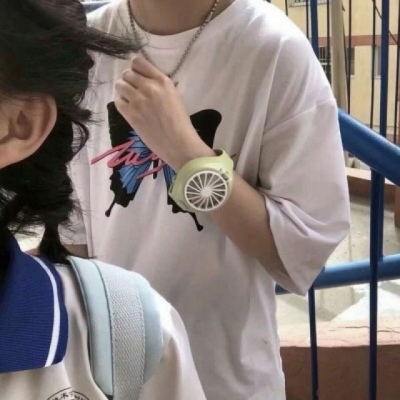 微信真人情头一人一半图片