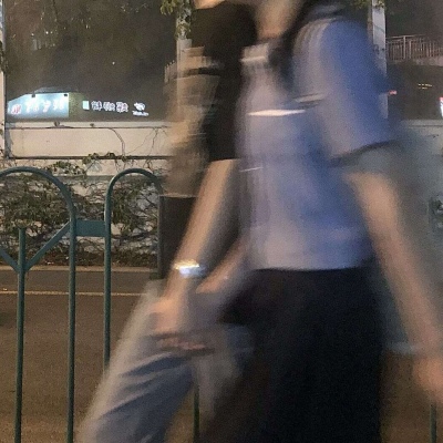微信真人情头一人一半图片