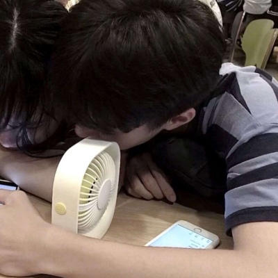 抖音 网红情侣头像一男一女