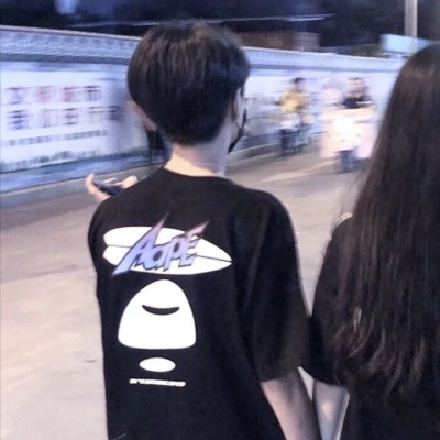 抖音 网红情侣头像一男一女