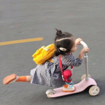 萌娃高清情侣头像,一男一女的可爱情侣萌娃头像超萌图片
