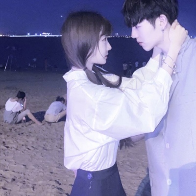 在海边的情侣头像,高清清新的海边唯美意境情侣头像图片
