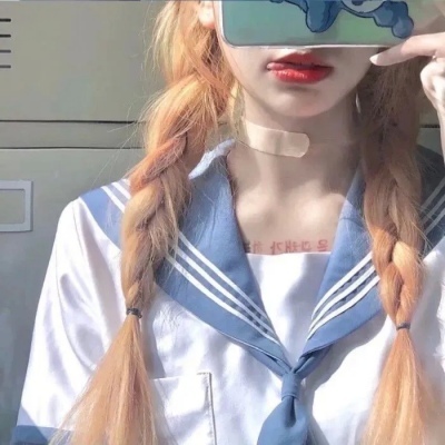 一男一女真人情头单人,高清真人版的情侣头像一男一女图片