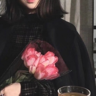 一男一女真人情头单人,高清真人版的情侣头像一男一女图片