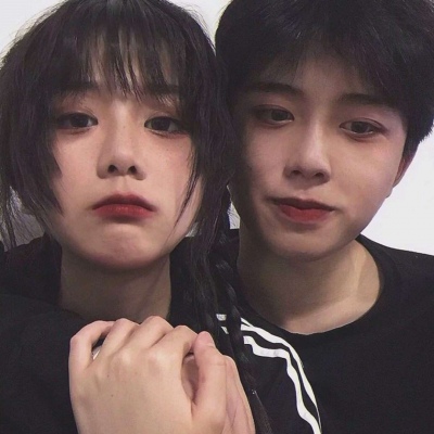 两人情头一对两张真人甜蜜图片