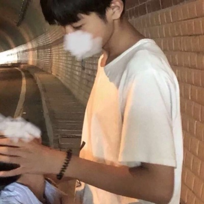情侣头像恩爱一对,高清好看的情侣头像甜蜜一对两张图片