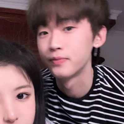 高清真人情头图片一对两张图片