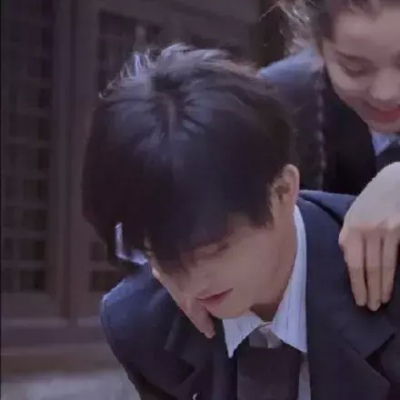 画面文艺又唯美的情头图片 唯美复古真人情侣头像