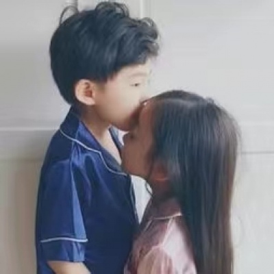 情侣头像小孩真人,高清超萌的最火可爱萌娃情侣头像图片
