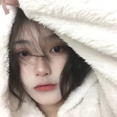 撒狗粮情侣 单人情头一男一女分开真人
