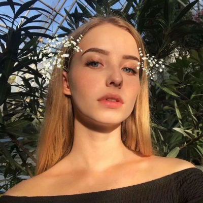 情侣头像外国人一男一女,高清配对的情头外国一男一女图片