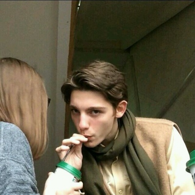 欧美情侣头像双人两张,高清好看的外国情侣头像一对两张图片
