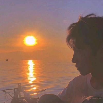 高清新潮的真人情头一男一女分开图片 真人情侣图像
