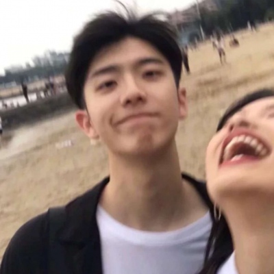 超甜的真人情头一对两张高清图片精选 情头真人一对两张分开