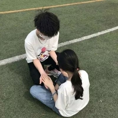 高清甜甜的情头一对两张情侣头像图片