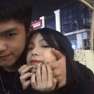 高清一对两张真人潮流恩爱情头图片