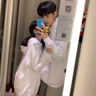 高清最浪漫的头像男女一对两张图片 甜蜜浪漫情头