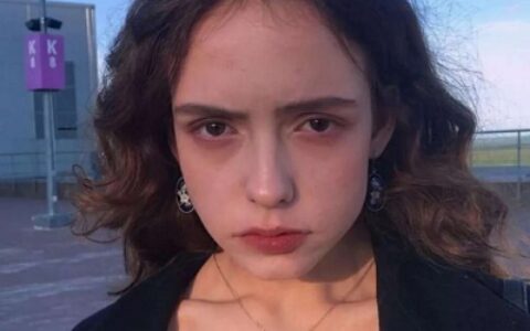高清超酷情侣头像一人一张分开欧美图片 超酷的欧美情侣头像