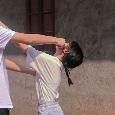 高清很污的情侣头像一对两张图片