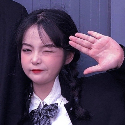 一对两张真人情侣恩爱高清头像图片